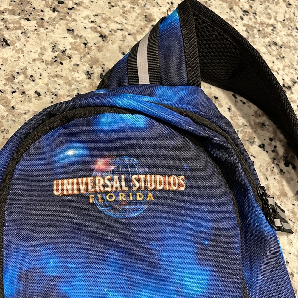 Universal Studios space dye blue sling bag with reflective strap unisex NWOT - Picture 3 of 11